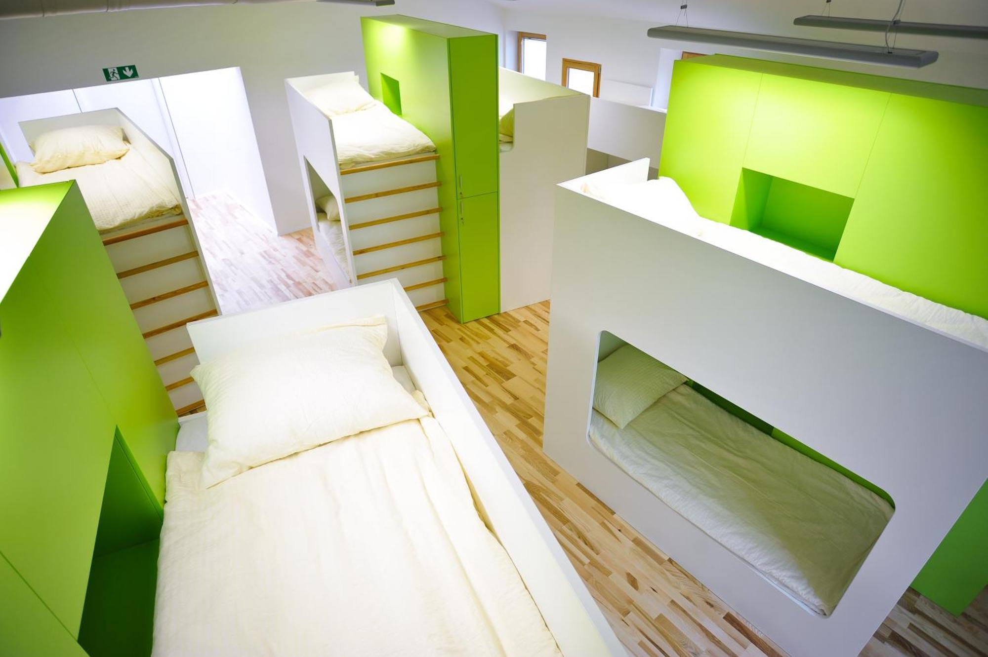 Youth Hostel Ajdovščina Buitenkant foto